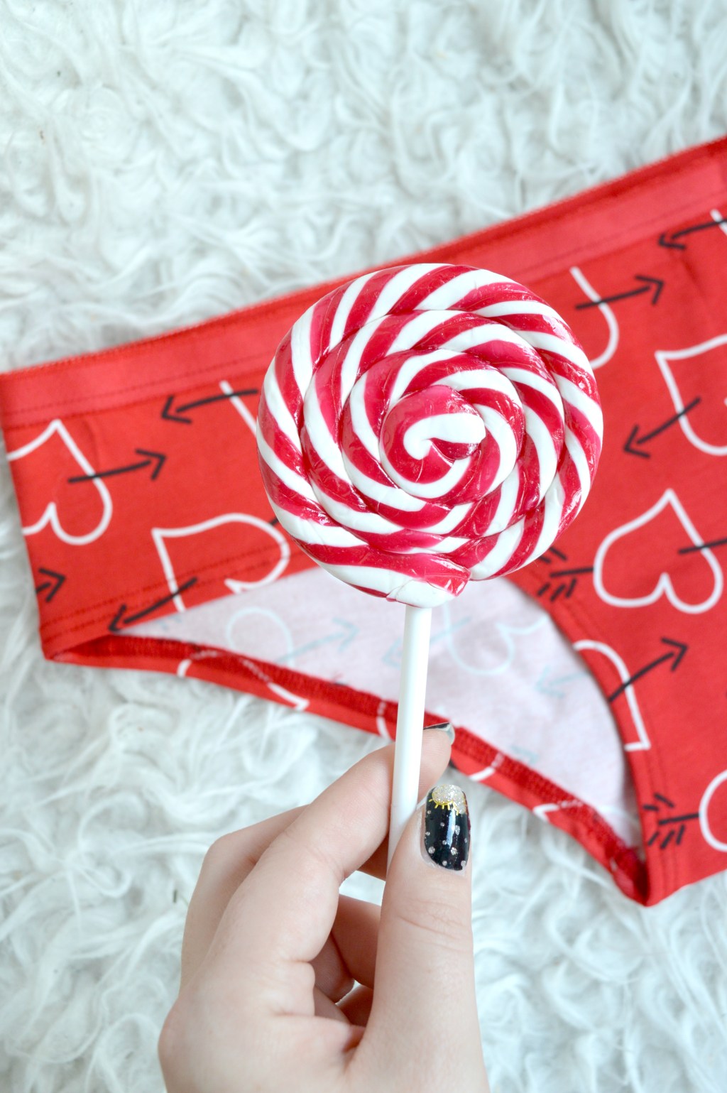 Der Valentinstag – von der „Tradition“ hin zum Massenwerbemittel?